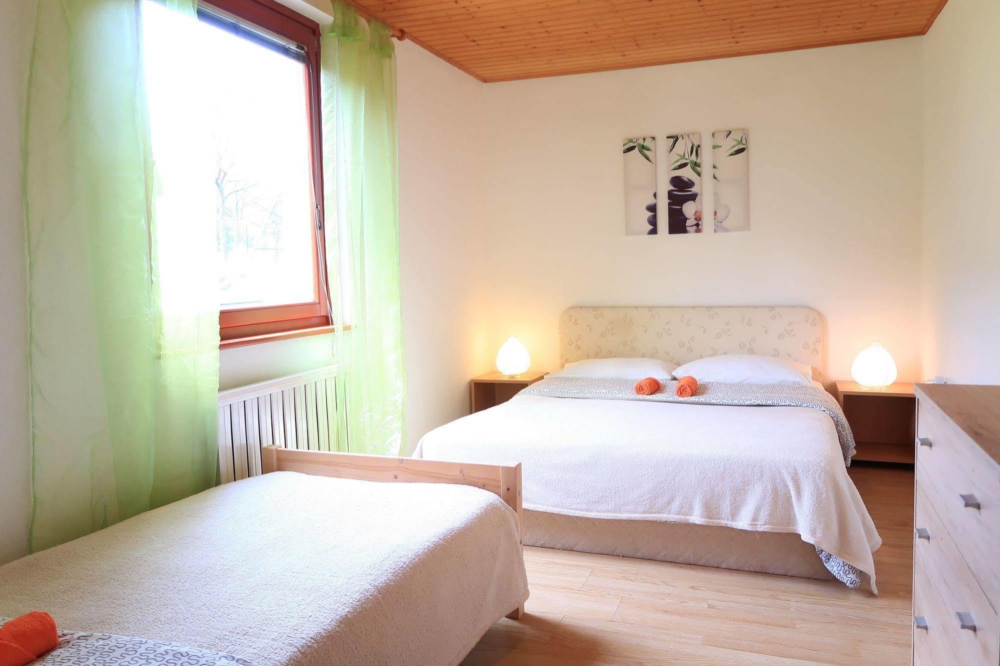 Budget Homestay Kobarid Eksteriør bilde